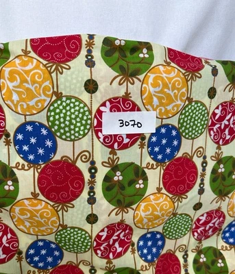 Adornos estampados grandes en crema 65 % poliéster 35 % algodón por yarda Foto 1 de 2