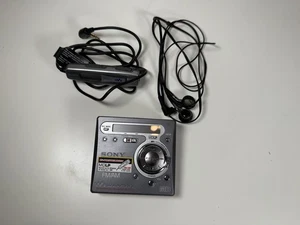 Sony Portable MiniDisc Recorder Radio FM/AM Walkman MZ-G750 + Minidisc - Picture 1 of 11