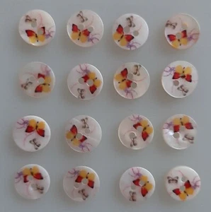 15 x 11mm Multicoloured Butterflies Shell Round Shell Buttons - NX83a - Picture 1 of 1