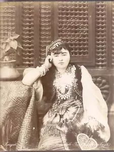 EGYPTE Zangaki, Femme de Tanis Basse-Egypte, Tirage albuminé, c.1880 - 28,2x22,2 - Imagen 1 de 3