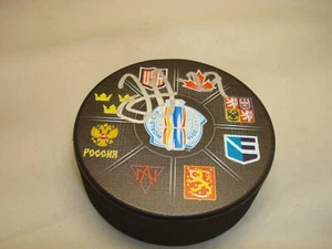 Disco de hockey Joonas Donskoi 2016 firmado por la Copa Mundial Equipo Finlandia autografiado 1A - Imagen 1 de 2
