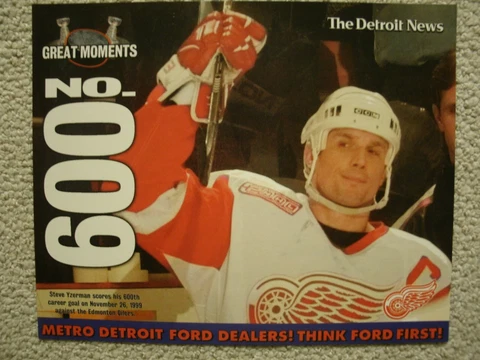 DETROIT RED WINGS STEVE YZERMAN DETROIT NEWS GREAT MOMENTS COLLECTOR CARD 8X10 Cover