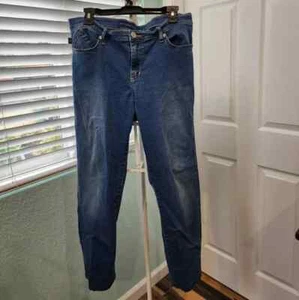Rock & Republic Blue Jeans Size 16 Short - Picture 1 of 5
