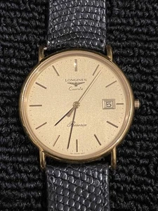 Orologio Uomo Longines Presence Prodotto Funzionante Quadrante Oro Batteria - Foto 1 di 8
