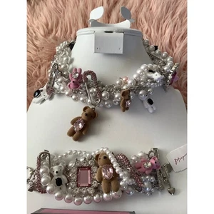Nuovo Con Etichetta Betsey Johnson Set 3 Pezzi Collana/Bracciale E Portachiavi  - Foto 1 di 14