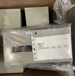 Lot of 9 AKS-4 Invensys Barber Colman Thermostat Cover FOR RKS-1000 THRU 4002 - Picture 1 of 7