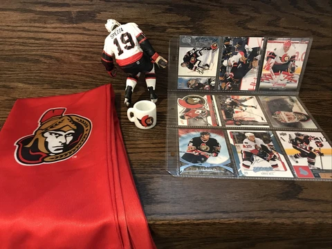 NHL Ottawa senators collectibles - cup, scarf,  cards , action figure Spezza Cover
