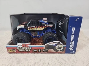 New Bright 1:24 RC REMOTE CONTROL Monster Truck Team Bigfoot - Picture 1 of 24