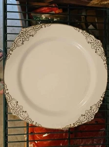 Bestluck 100pc Disposable Dinner & Salad Plates White/Gold NIB FREE SHIPPING! - Picture 1 of 3