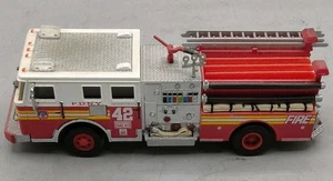 Code 3 FDNY Fire Truck Pumper 42 - 1/64 Scale - No Box (FD-77 - Picture 1 of 6