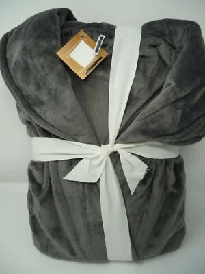 Pottery Barn POWDER PLUSH Charcoal ROBE Medium Gray READ DESCRIPTION - Image 1 of 2