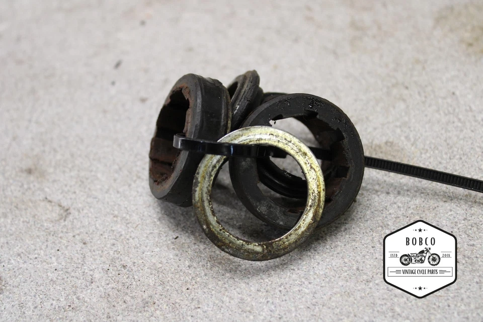 Honda CL125S Scrambler 1973 faros cojines de goma D13-4526.PT Foto 1 de 4