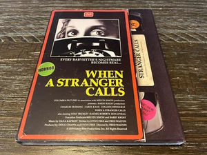 When a Stranger Calls (Retro VHS Packaging) (1979) (Blu-ray, Mill Creek, 2020) - Picture 1 of 2