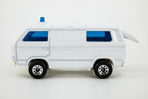 Matchbox Graffic Traffic Volkswagen Transporter WHITE | HI GRADE