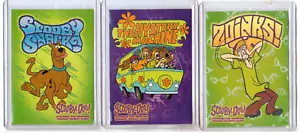 Juego de pegatinas de 9 tarjetas Scooby-Doo 2003 Mysteries & Monsters S1-S9 - Imagen 1 de 2