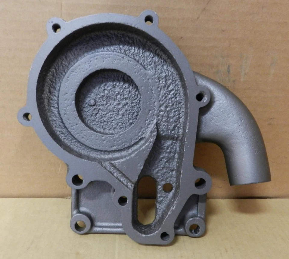 1935-36 Auburn Cord 653 654 210 3,5 L 6 cilindros bomba de agua carcasa trasera G-9300-D Foto 1 de 4