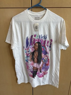 NWT NICKI MINAJ TEE SHIRT SIZE M - Изображение 1 из 4