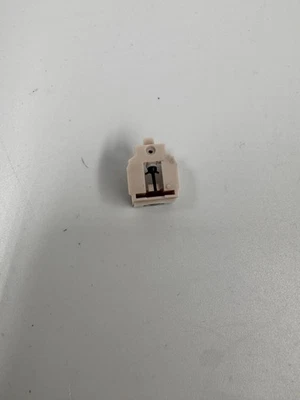 Piezas de tocadiscos estéreo Bluetooth Insignia NS-BTST21, auténtico, solo aguja, #1 Foto 1 de 2