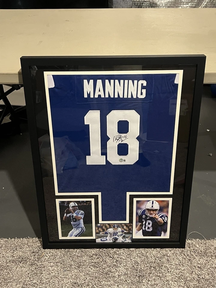 Camiseta deportiva con marco autografiada de Peyton Manning Indianapolis Colts con certificado de autenticidad Beckett Foto 1 de 4