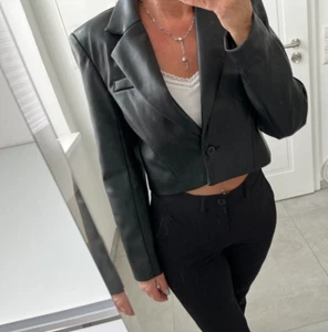 Kunstlederjacke von ONLY in Gr. XS 34 (wie S 36) **TOP neuwertiger Zustand** - Bild 1 von 20