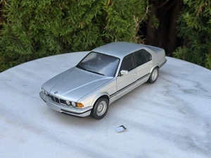 Minichamps BMW Serie 7 730i E32 1:18 plata - Imagen 1 de 13