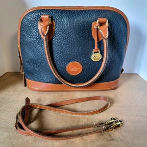 Bolso de Mano Dooney & Bourke Vintage Negro Marrón Todo Clima Cuero Cúpula - Imagen 1 de 9