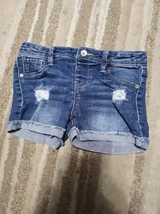Girls Sz 6 Stretch Denim Distressed Cuffed Shorts - Picture 1 of 3