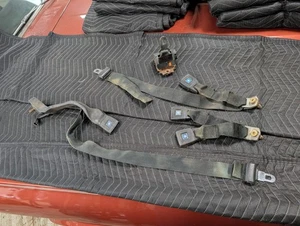 1975 GM Black Seatbelts Buick Chevy Olds Pontiac 1974 1976 - Picture 1 of 19