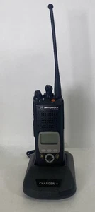Motorola XTS 5000 - 700 / 800Mhz Two Way Radio H18UCF9PW6AN w/ Battery + Charger - Picture 1 of 7