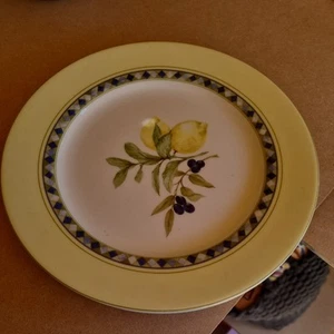 Royal Doulton CARMINA CUCINA Lemon Dinner plates x2 Stunning 28cm - Picture 1 of 5