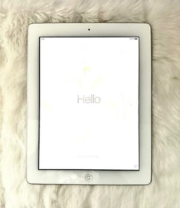 Apple iPad 2nd Gen A1395 16GB 9.7" Wi-Fi White - Picture 1 of 10