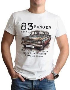 Maglietta 83° Compleanno Divertente Regalo Auto 83 Anni Banger Uomo Maglietta Top Tee - Foto 1 di 2