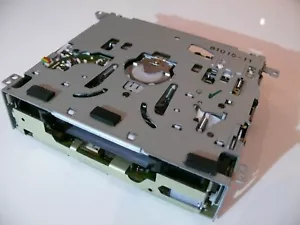 BMW CD LAUFWERK FÜR BUSINESS RADIO E36 E38 E34 E30 E31 Z3 E28 M3 3er CD43 NEU ! - Bild 1 von 7