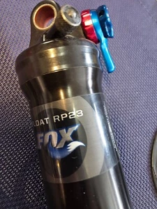 Amortiguador Fox Float RP23 suspensión neumática trasera. Necesita reconstrucción. - Imagen 1 de 4