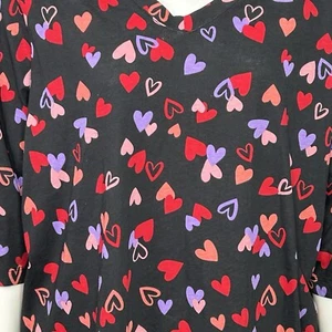 Woman Within Shirt 2X Perfect 3/4 Sleeve Hearts V-Neck Tee 26/28 Black Pink Red - Picture 1 of 16