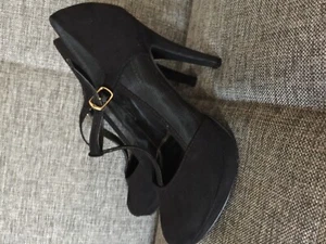 Ladies Call it Spring heeled black pumps size 8.5 faux suede - Picture 1 of 7