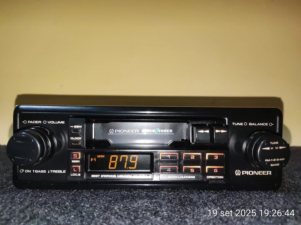 Autoradio Pioneer KE-3434 Car Cassette Receiver produzione 1980-1984 - Immagine 1 di 4
