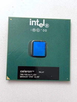 Procesador Intel Celeron 700 MHz (RB80526RX700128) Foto 1 de 2