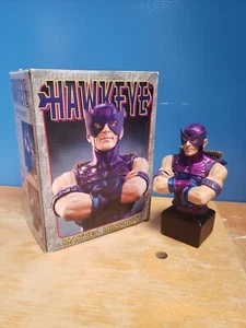 2000 Bowen Designs HAWKEYE Mini Bust #392/5000 Marvel Statue Avengers - Picture 1 of 11