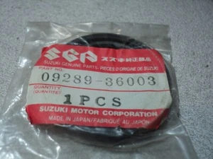 1981-87 SUZUKI RM 250 LT250R RH CRANK SEAL NOS OEM 09289-36003 - Picture 1 of 3