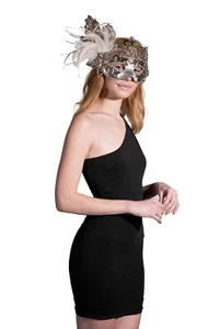 ELEGANT GOLD VENETIAN MASQUERADE MASK, MARDI GRAS, COSTUME, HALLOWEEN PARTY MASK - Picture 1 of 2