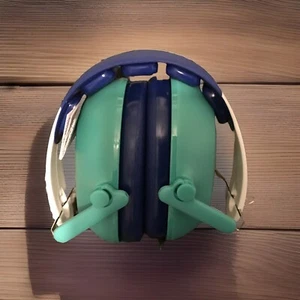 3M Kids' Hearing Protection Plus - Purple 23db New - Picture 1 of 5