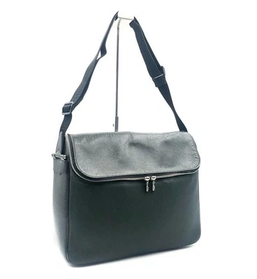 Auténtico bolso de hombro Louis Vuitton Taiga Epicea Taimir de lona de cuero vintage Foto 1 de 4