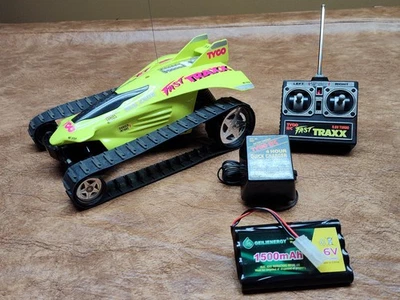 VINTAGE TYCO FAST TRAXX RC -YELLOW -49 MHz GREAT CONDITION - WORKS!  (#109) - Image 1 of 4
