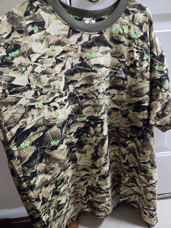 Nike ACG Dri-FIt Leafcutter T-Shirt Mens Size Small (S) Olive Green HJ0794-222