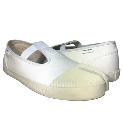 Zapatillas Mary Jane de lona Tabi On Deck blancas 43 MAISON MARGIELA para hombre (precio de venta sugerido por el fabricante 650 USD) Foto 1 de 4