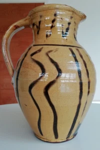 PHILLIP LEACH 1947- STUDIO POTTERY JUG - YELLOW & BROWN SLIP - 10 1/2 INCH TALL - Picture 1 of 16