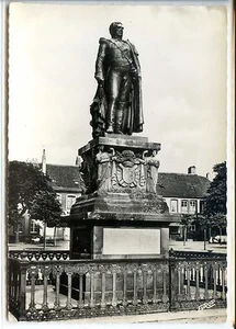 CP 57 Moselle - Phalsbourg - Statue Georges Mouton - Foto 1 di 2