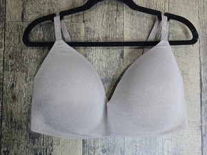Victoria Secret PINK Wireless Push Up Bra Sz 38DD Shimmer Plum - Picture 1 of 6