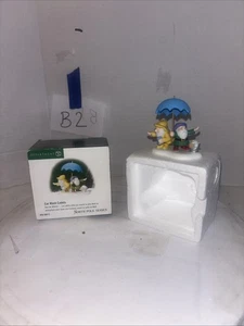 Department 56 North Pole Series Accessory - Car Wash Cadets #56813 - Picture 1 of 3